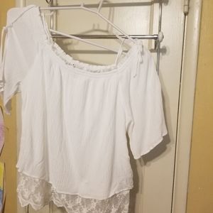 BCX off shoulder blouse sz M